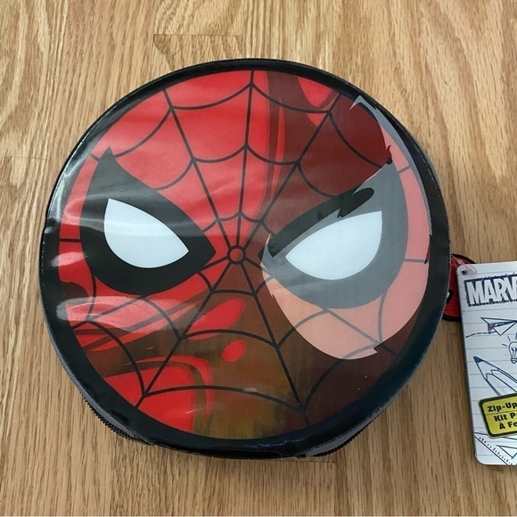 Marvel Spider-Man Art Set NEW Case Colored Pencils Glue Eraser School - Picture 3 of 5